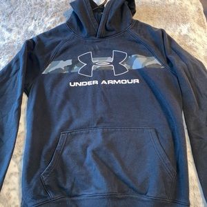 Under-amour Hoodie.